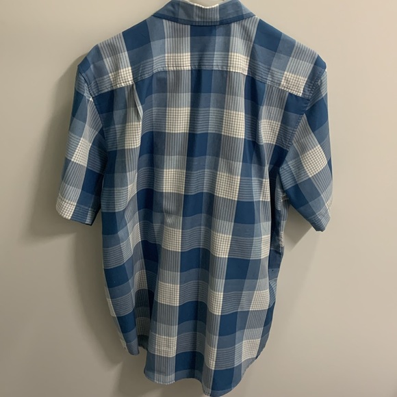 Orvis Fishing shirt - button up - with built in glasses wipe - Picture 4 of 5